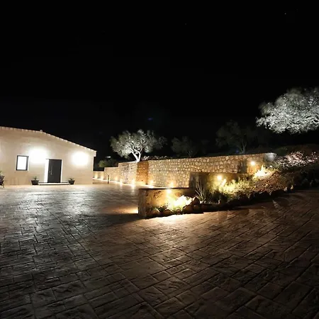 Recently Built Holiday El Limonar