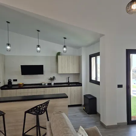 Chalet Recently Built Holiday El Limonar