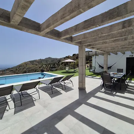 Recently Built Holiday El Limonar * La Herradura (Granada)