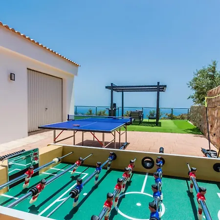 Recently Built Holiday El Limonar *